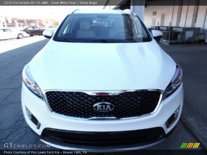 Snow White Pearl / Stone Beige 2016 Kia Sorento EX V6 AWD