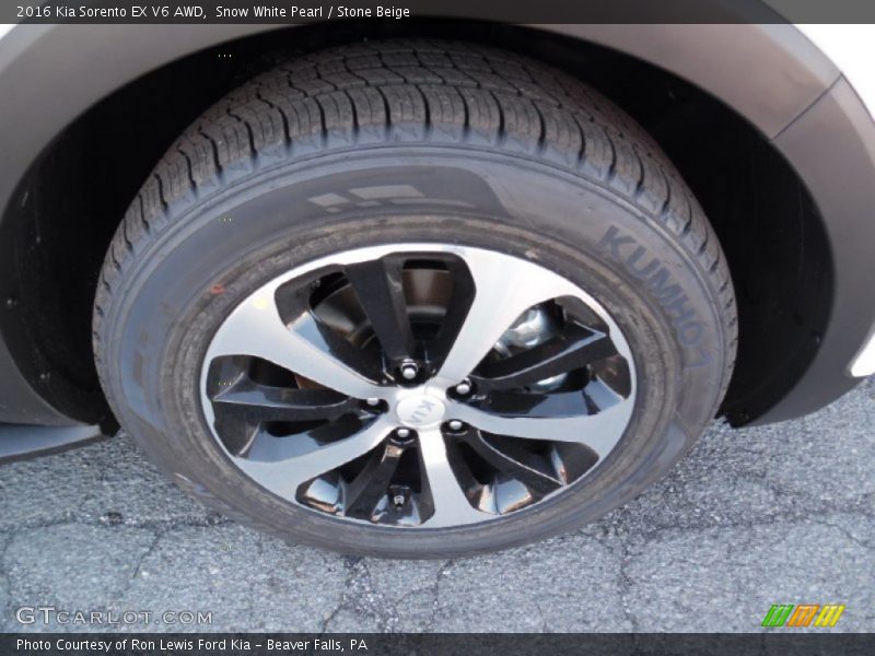 Snow White Pearl / Stone Beige 2016 Kia Sorento EX V6 AWD