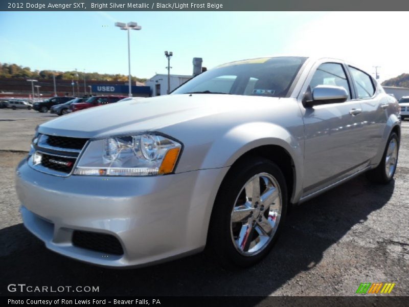 Bright Silver Metallic / Black/Light Frost Beige 2012 Dodge Avenger SXT