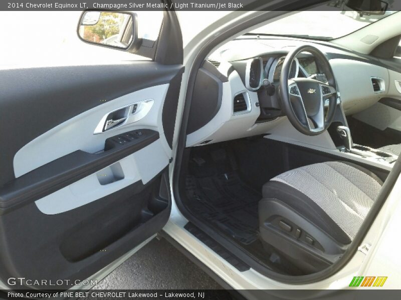 Champagne Silver Metallic / Light Titanium/Jet Black 2014 Chevrolet Equinox LT