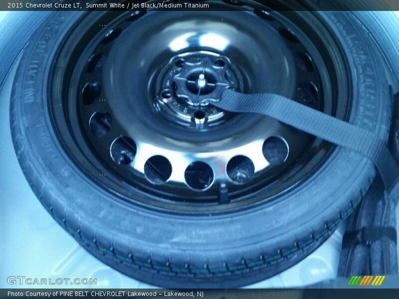 Summit White / Jet Black/Medium Titanium 2015 Chevrolet Cruze LT