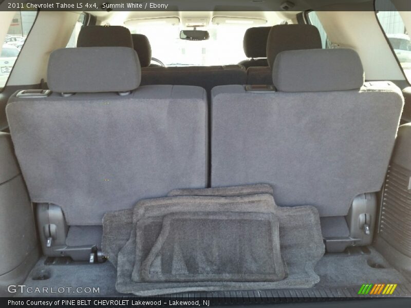 Summit White / Ebony 2011 Chevrolet Tahoe LS 4x4