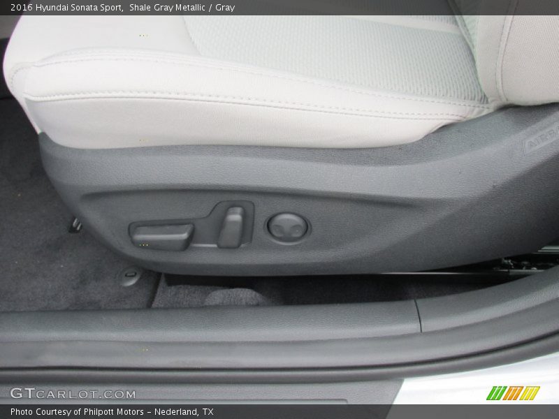 Shale Gray Metallic / Gray 2016 Hyundai Sonata Sport