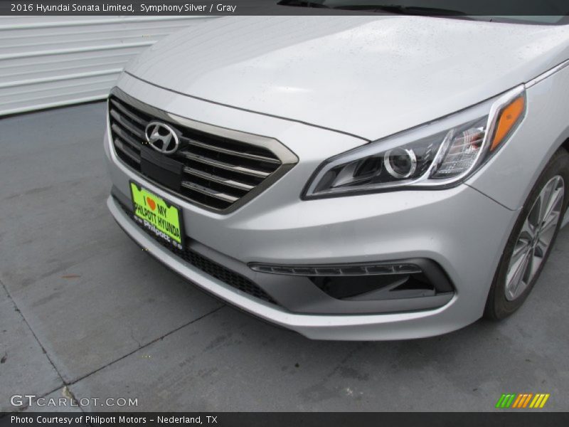 Symphony Silver / Gray 2016 Hyundai Sonata Limited