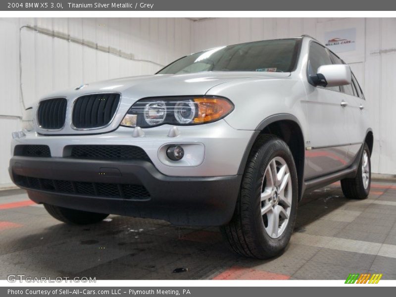 Titanium Silver Metallic / Grey 2004 BMW X5 3.0i