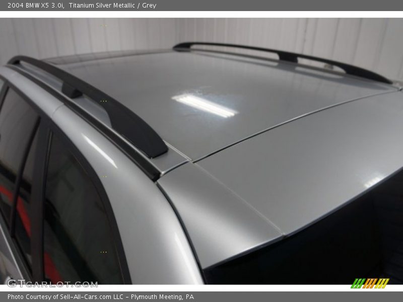 Titanium Silver Metallic / Grey 2004 BMW X5 3.0i