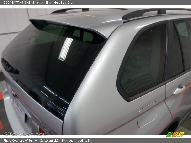 Titanium Silver Metallic / Grey 2004 BMW X5 3.0i