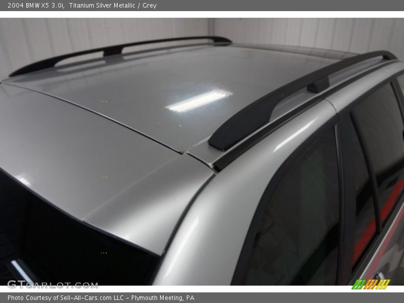 Titanium Silver Metallic / Grey 2004 BMW X5 3.0i