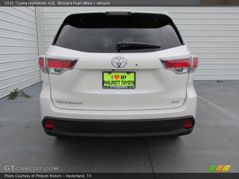 Blizzard Pearl White / Almond 2015 Toyota Highlander XLE