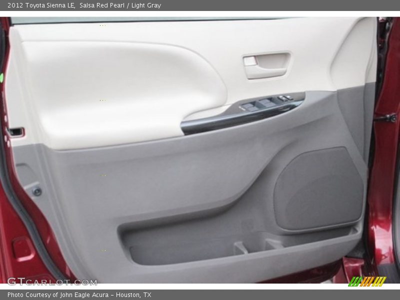Salsa Red Pearl / Light Gray 2012 Toyota Sienna LE