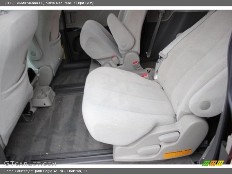 Salsa Red Pearl / Light Gray 2012 Toyota Sienna LE
