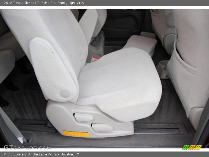 Salsa Red Pearl / Light Gray 2012 Toyota Sienna LE