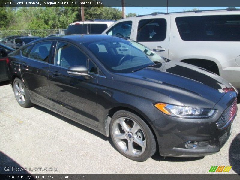Magnetic Metallic / Charcoal Black 2015 Ford Fusion SE