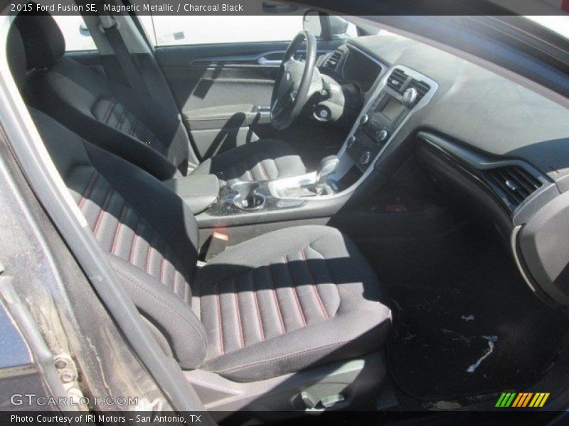 Magnetic Metallic / Charcoal Black 2015 Ford Fusion SE