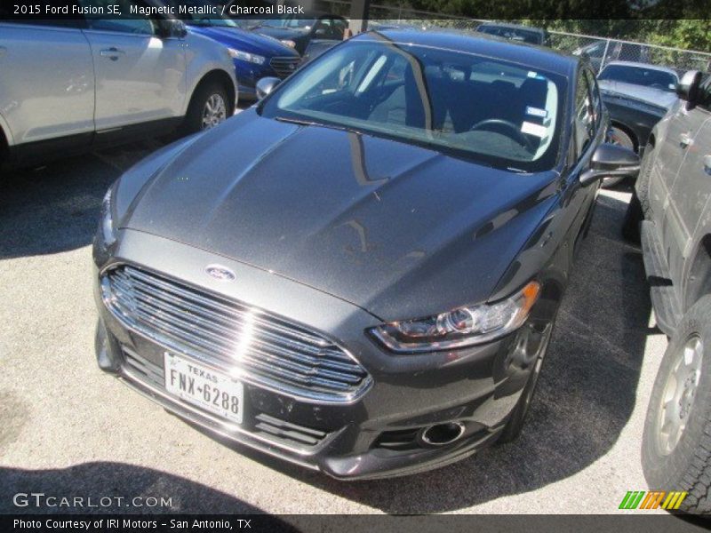 Magnetic Metallic / Charcoal Black 2015 Ford Fusion SE