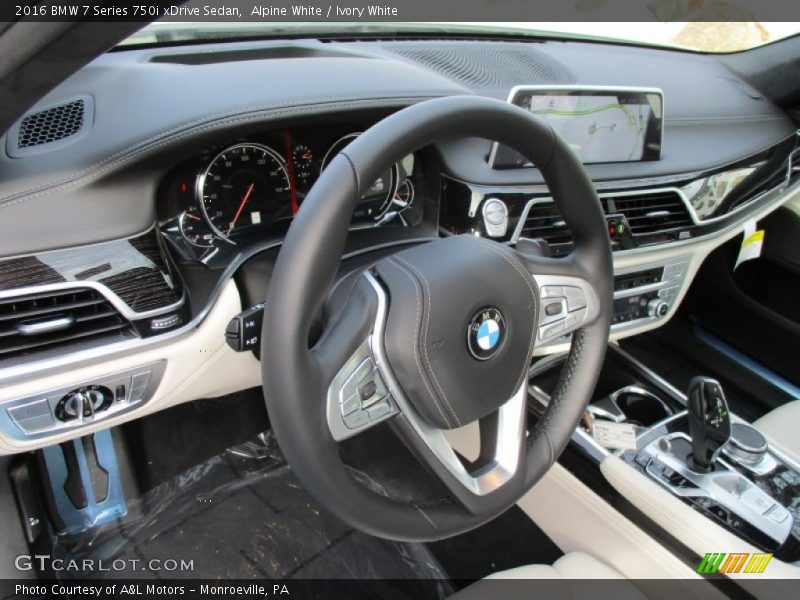 Dashboard of 2016 7 Series 750i xDrive Sedan