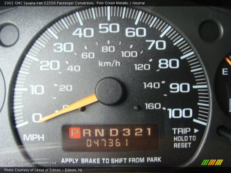 Polo Green Metallic / Neutral 2002 GMC Savana Van G1500 Passenger Conversion
