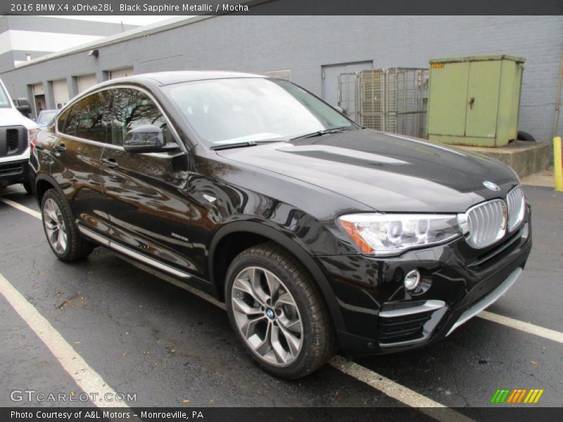 Front 3/4 View of 2016 X4 xDrive28i