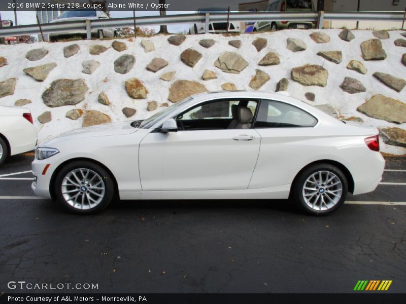 Alpine White / Oyster 2016 BMW 2 Series 228i Coupe