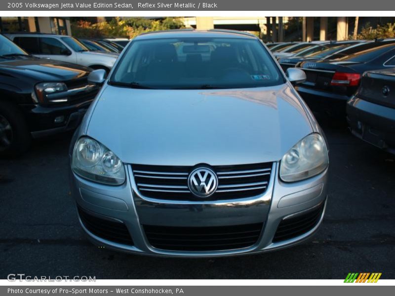 Reflex Silver Metallic / Black 2005 Volkswagen Jetta Value Edition Sedan