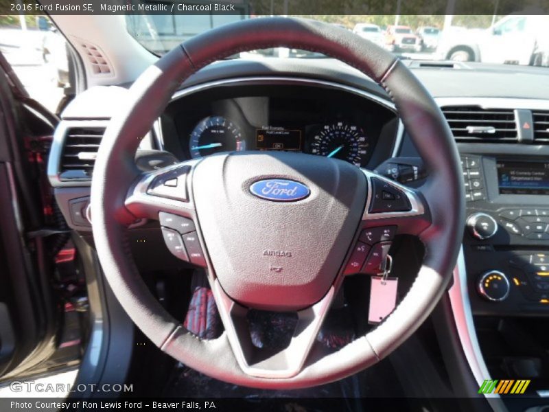 Magnetic Metallic / Charcoal Black 2016 Ford Fusion SE