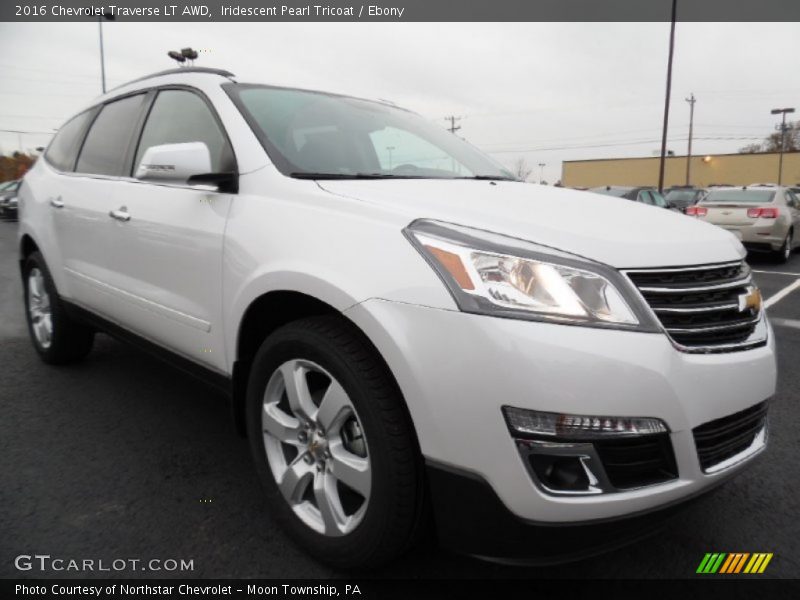 Iridescent Pearl Tricoat / Ebony 2016 Chevrolet Traverse LT AWD
