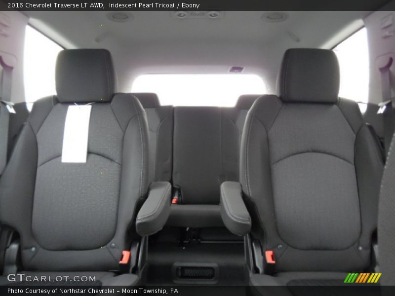 Iridescent Pearl Tricoat / Ebony 2016 Chevrolet Traverse LT AWD