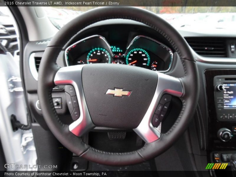Iridescent Pearl Tricoat / Ebony 2016 Chevrolet Traverse LT AWD