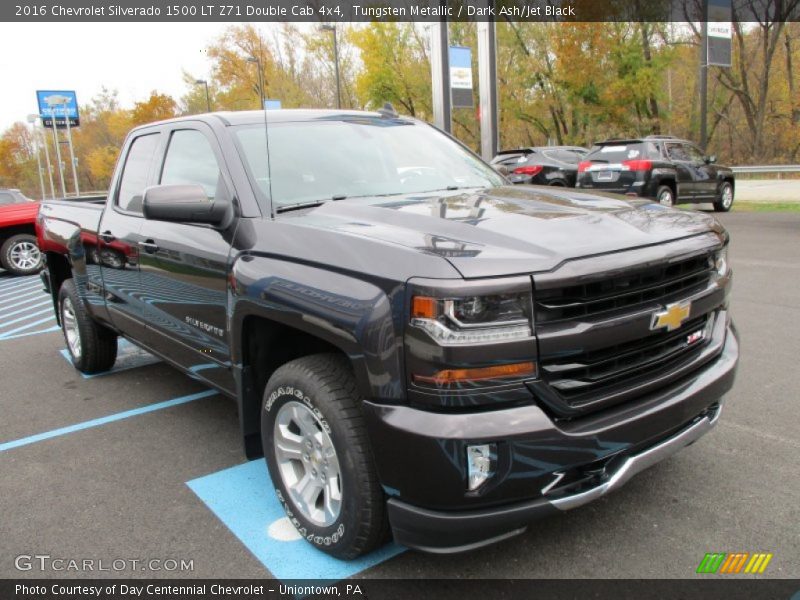 Front 3/4 View of 2016 Silverado 1500 LT Z71 Double Cab 4x4