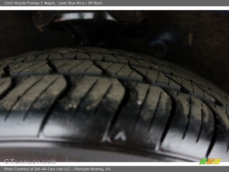 Laser Blue Mica / Off Black 2003 Mazda Protege 5 Wagon