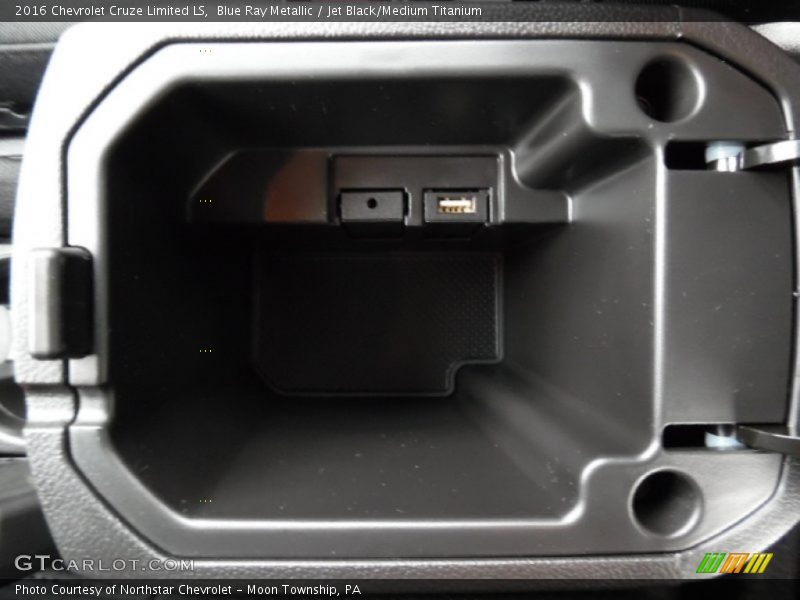 Blue Ray Metallic / Jet Black/Medium Titanium 2016 Chevrolet Cruze Limited LS