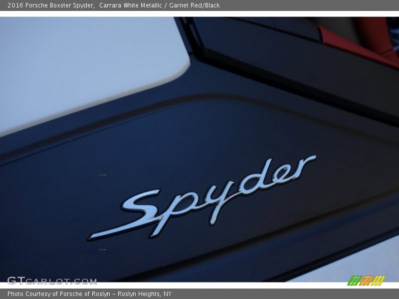  2016 Boxster Spyder Logo