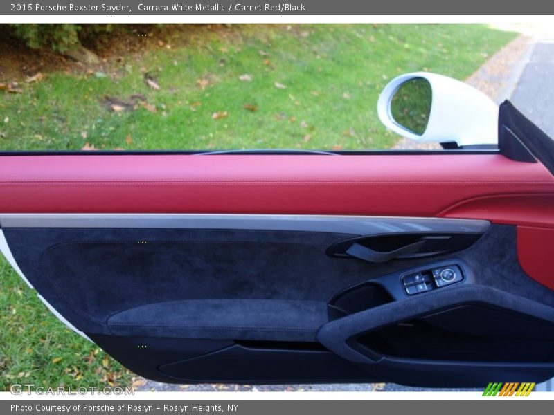 Door Panel of 2016 Boxster Spyder