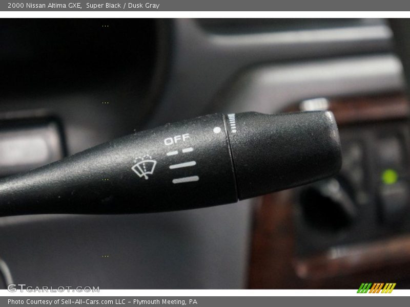 Super Black / Dusk Gray 2000 Nissan Altima GXE