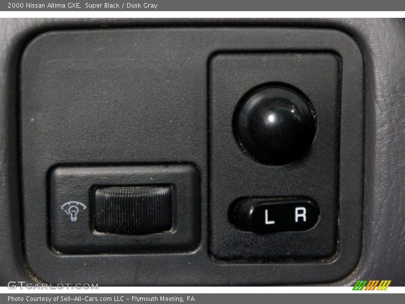 Super Black / Dusk Gray 2000 Nissan Altima GXE