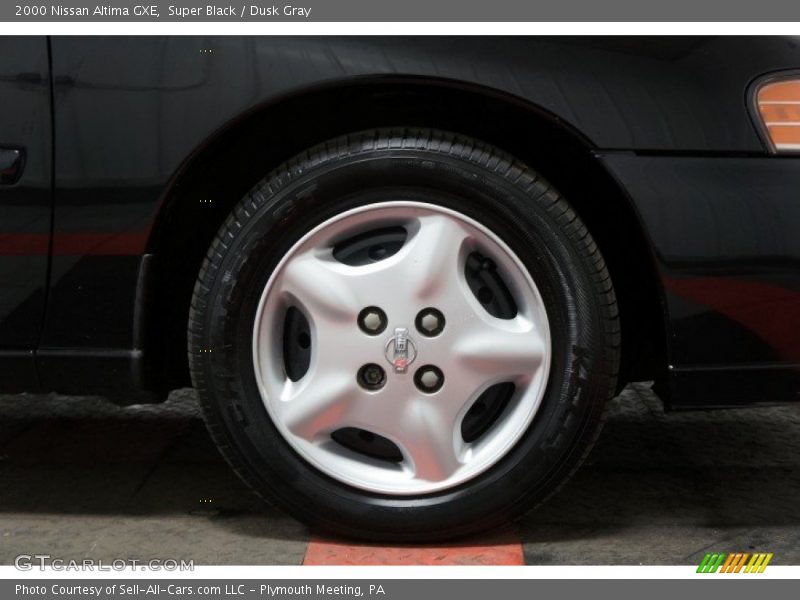 Super Black / Dusk Gray 2000 Nissan Altima GXE