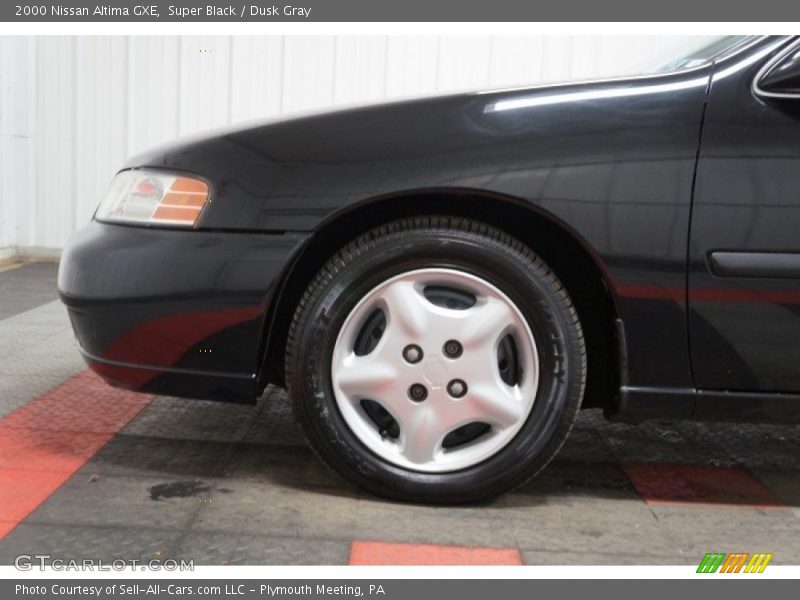 Super Black / Dusk Gray 2000 Nissan Altima GXE