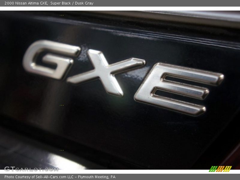 Super Black / Dusk Gray 2000 Nissan Altima GXE