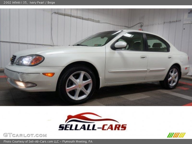 Ivory Pearl / Beige 2002 Infiniti I 35