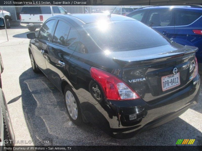 Super Black / Charcoal 2015 Nissan Versa 1.6 S Sedan