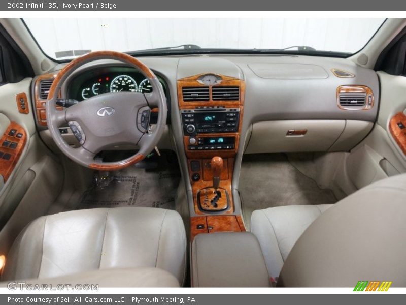 Ivory Pearl / Beige 2002 Infiniti I 35