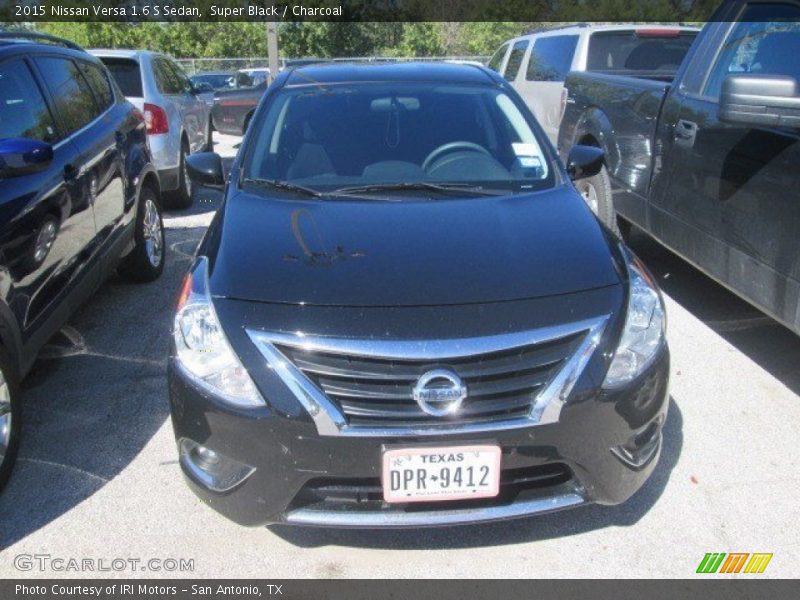 Super Black / Charcoal 2015 Nissan Versa 1.6 S Sedan