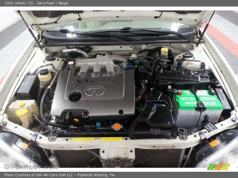 Ivory Pearl / Beige 2002 Infiniti I 35