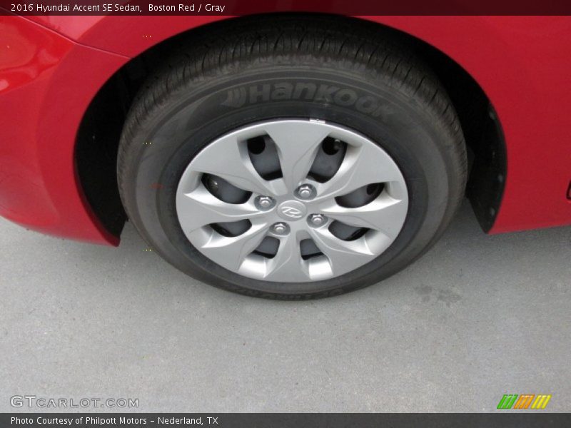 Boston Red / Gray 2016 Hyundai Accent SE Sedan