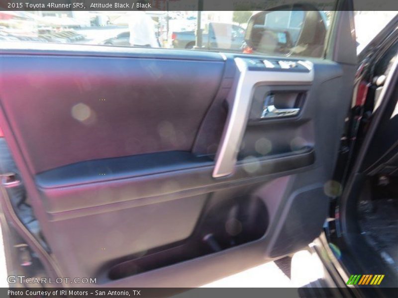 Attitude Black / Black 2015 Toyota 4Runner SR5