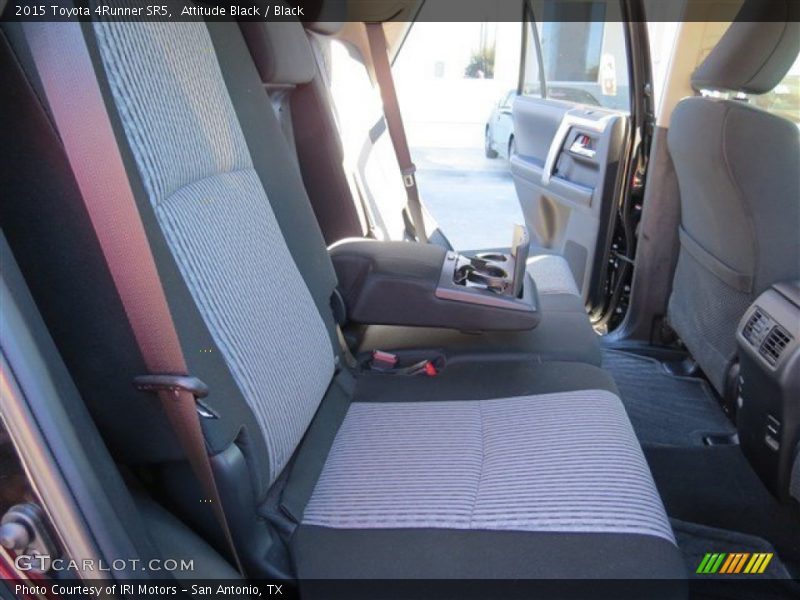 Attitude Black / Black 2015 Toyota 4Runner SR5