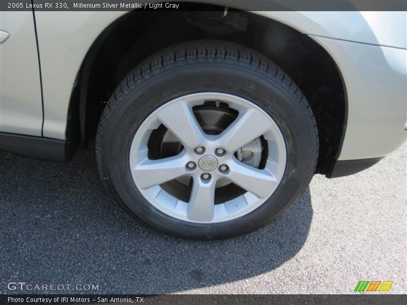 Millenium Silver Metallic / Light Gray 2005 Lexus RX 330