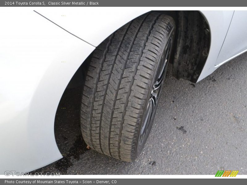 Classic Silver Metallic / Black 2014 Toyota Corolla S