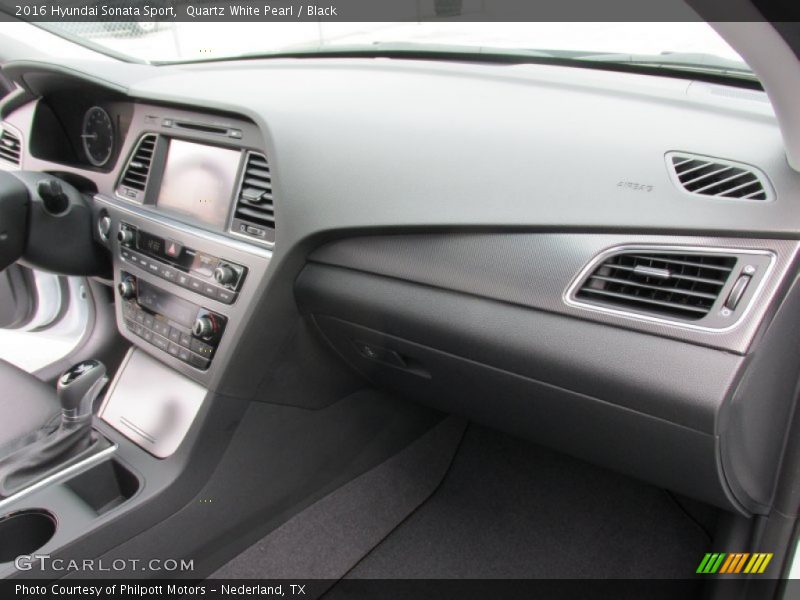 Quartz White Pearl / Black 2016 Hyundai Sonata Sport