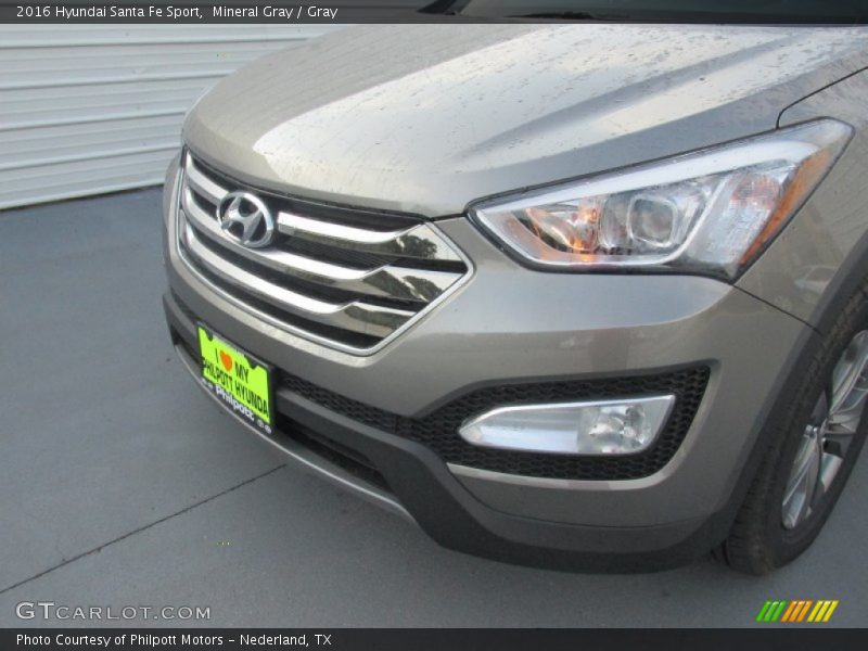 Mineral Gray / Gray 2016 Hyundai Santa Fe Sport